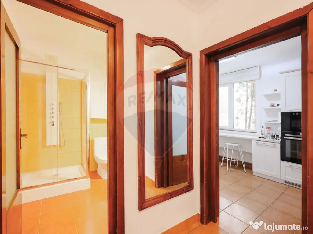 De Vânzare Casă cu 4 camere, Str. Arinului, Zona Dealur... 