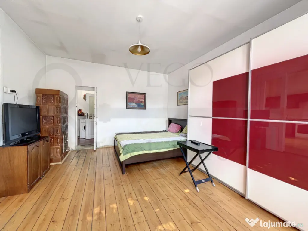 Casa alipita in curte comuna, 83 mp, zona Andrei Muresanu 