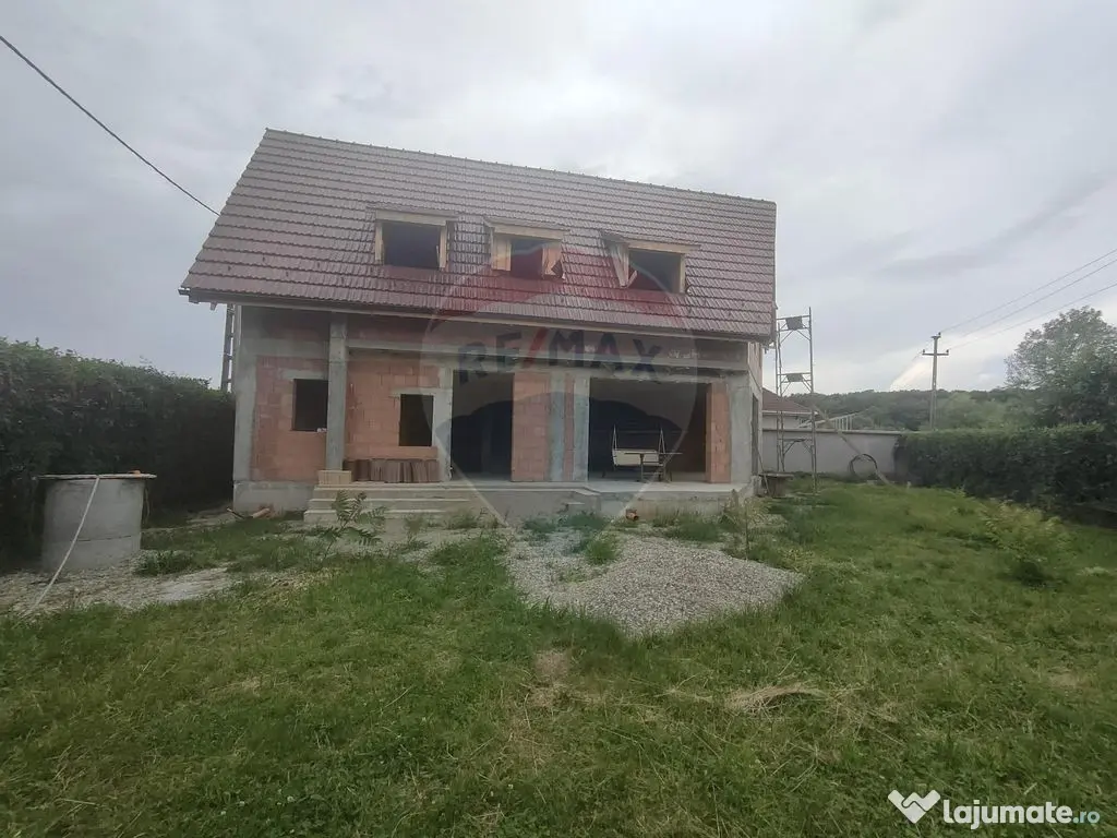 Casă / Vilă de vanzare 