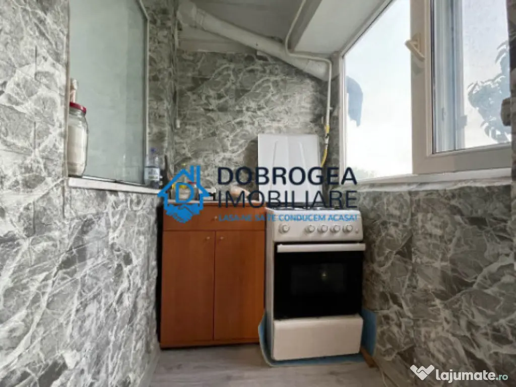 Ultracentral-Teatru Jean Bart, 2 camere transformate in 3, 7 