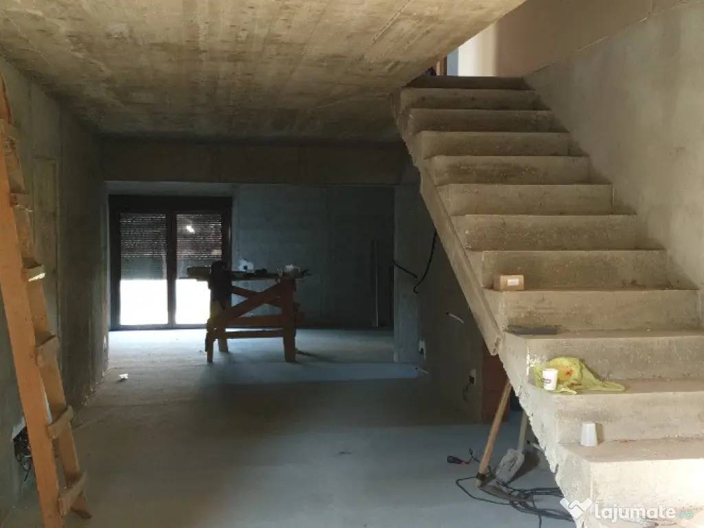 Lipanesti - Prahova casa P+M finisaj "la GRI" 