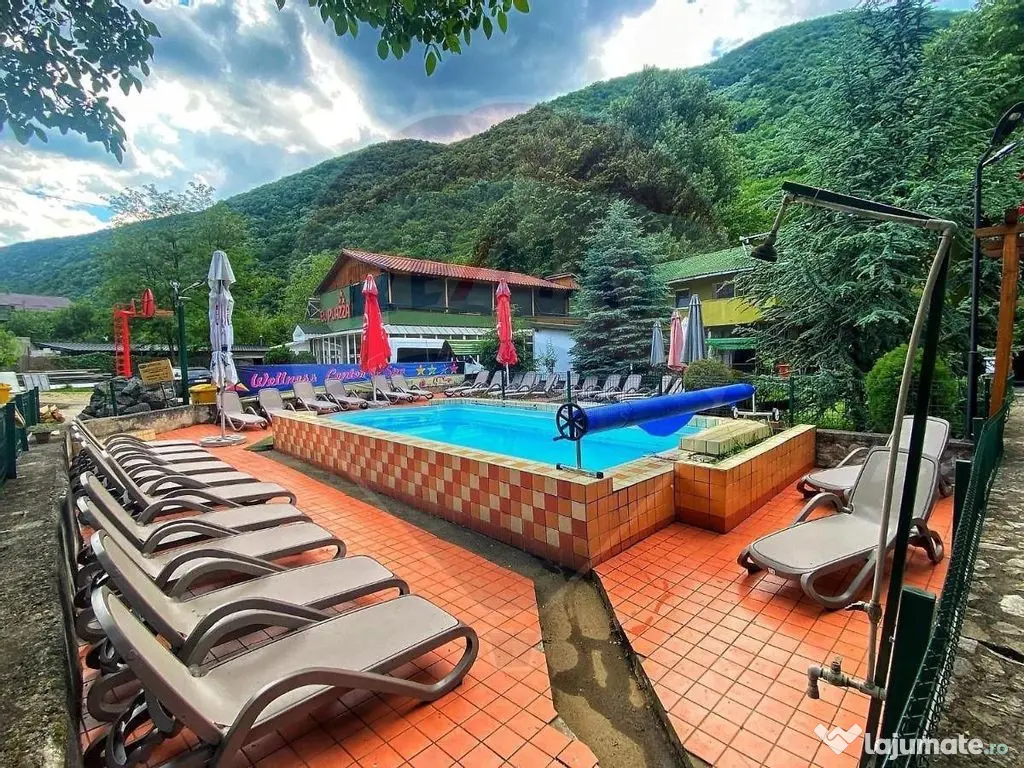 De vanzare / Pensiunea El Plazza Baile Herculane 