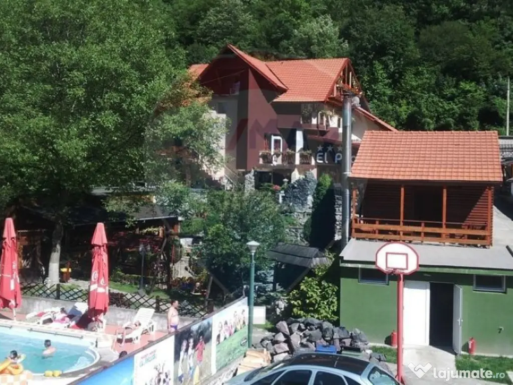 De vanzare / Pensiunea El Plazza Baile Herculane 