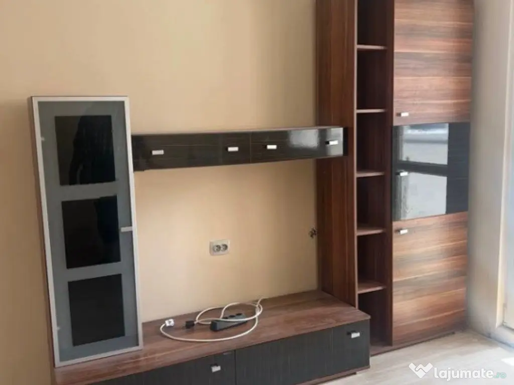 Garsoniera confort de vanzare zona Dambovita