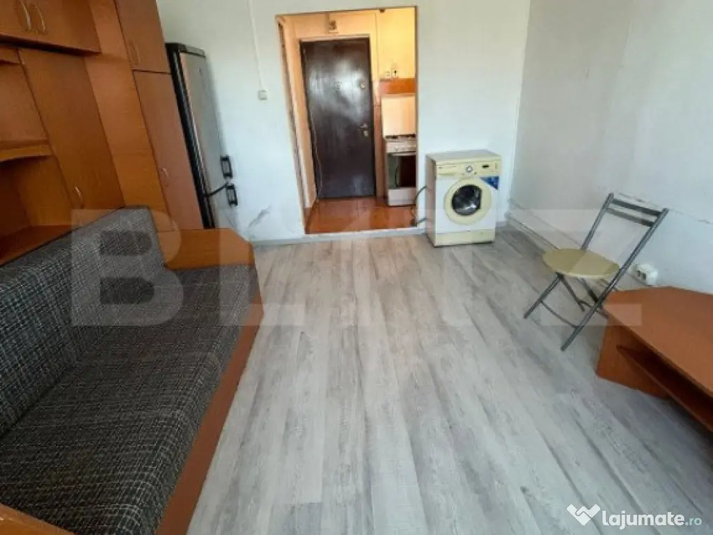 Garsoniera cu preluare de chirias!