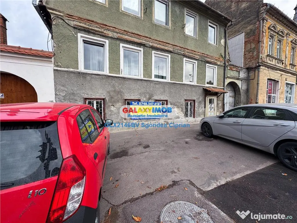 Apartament 2 Camere 80 mp UTILI De Renovat Str. Lunga 