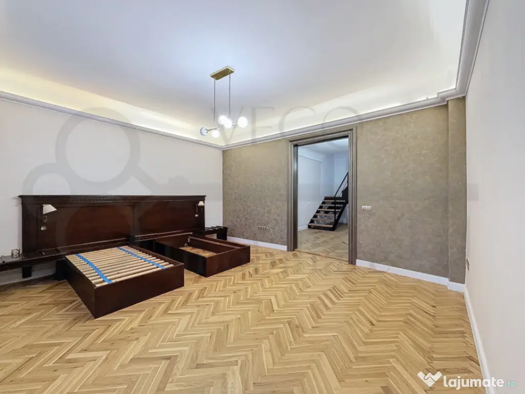 Casa individuala, 105 mp, Andrei Muresanu, zona Piata Engels 