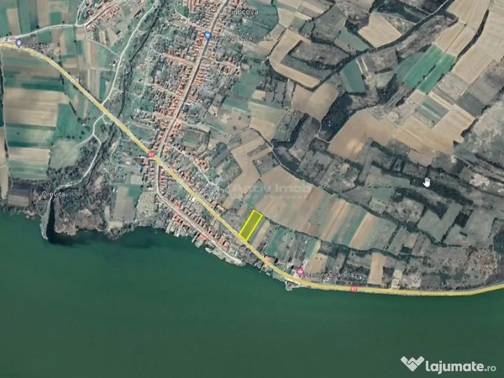 Teren Intravilan langa Dunare! Disponibil la 15 Euro/mp 