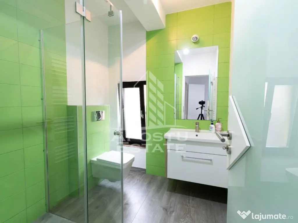 Casa individuala deosebita, regim inaltime P+1E, 5 camere... 