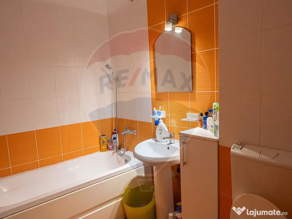 Apartament de vânzare cu 2 camere, Piața Nucetului, Nuf... 