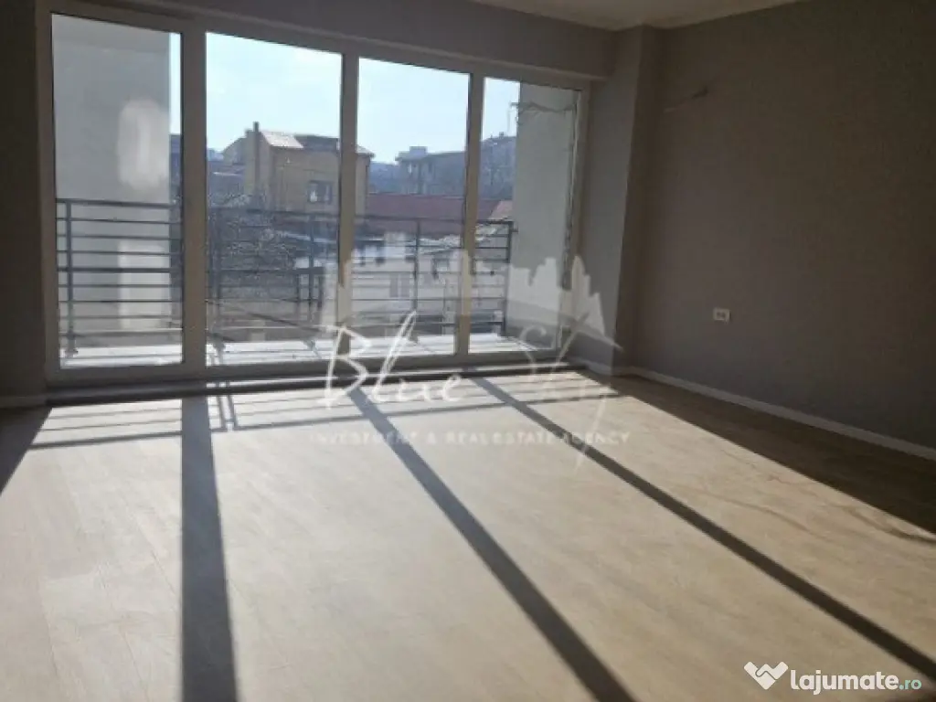 Apartament 3 camere, situat in bloc nou, Zona Dacia