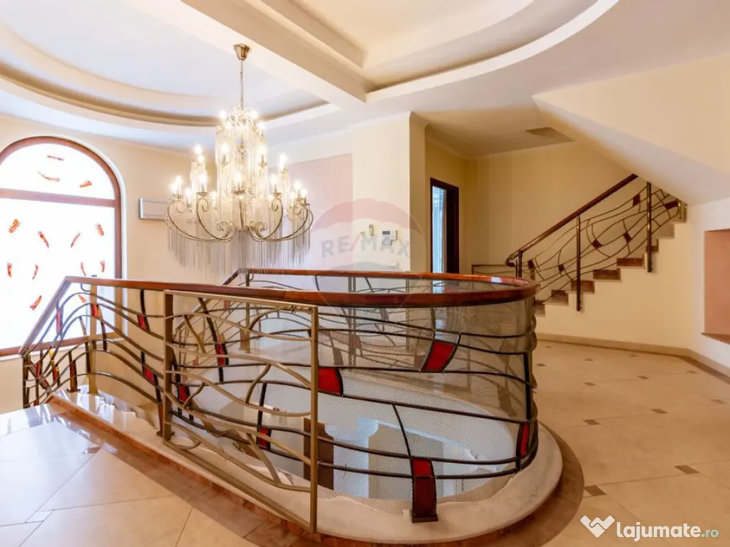Vilă cu 11 camere de vânzare Zagazului/Herastrau 