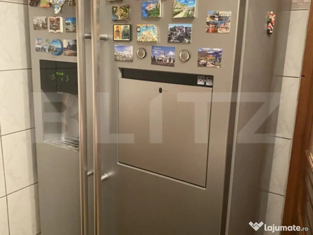 Casă de vânzare, cu 7 camere, 480 mp, zona Bd. Bucovina