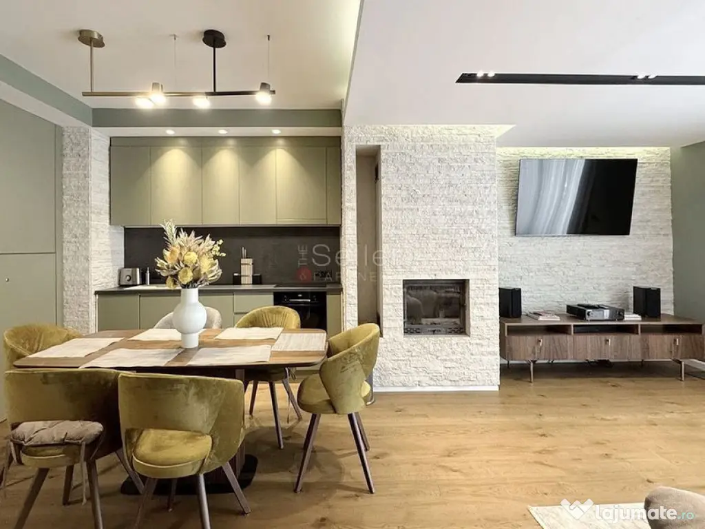 Terase generoase cu vederea spre padure 