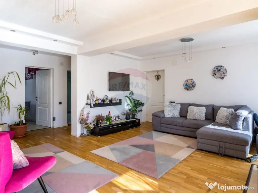 Casa de vanzare, 6 camere, zona Baciu, 175 mp util 