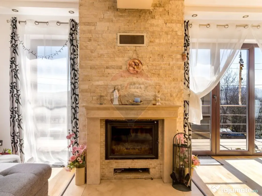 Casa de vanzare, 6 camere, zona Baciu, 175 mp util 