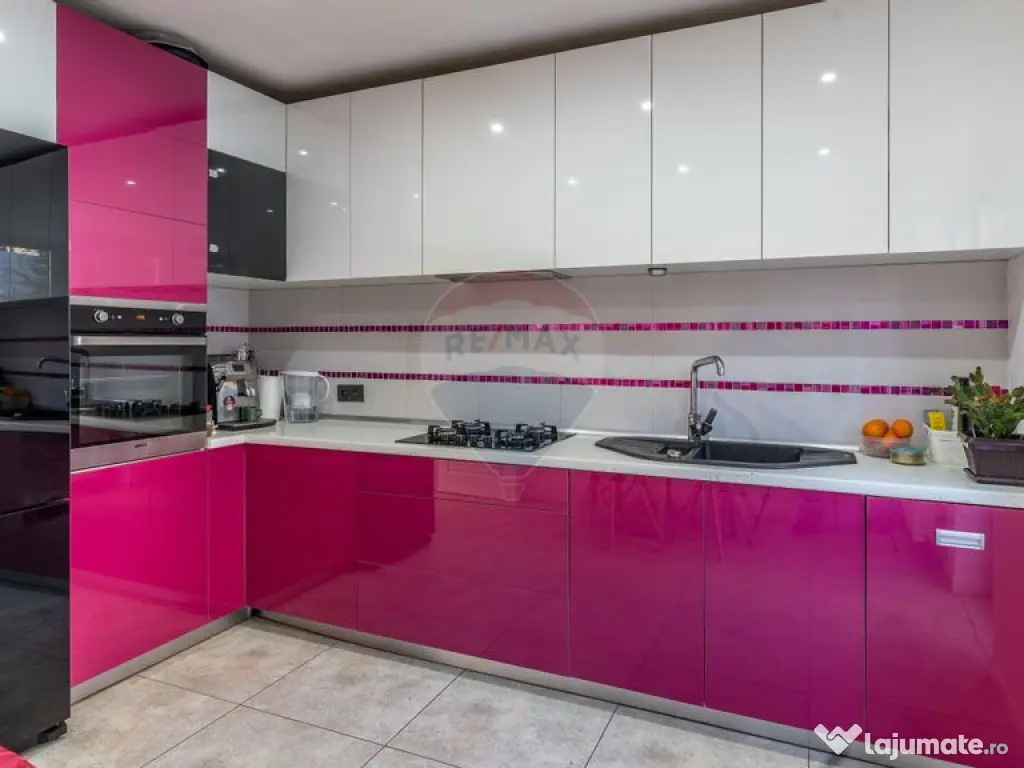 Casa de vanzare, 6 camere, zona Baciu, 175 mp util 