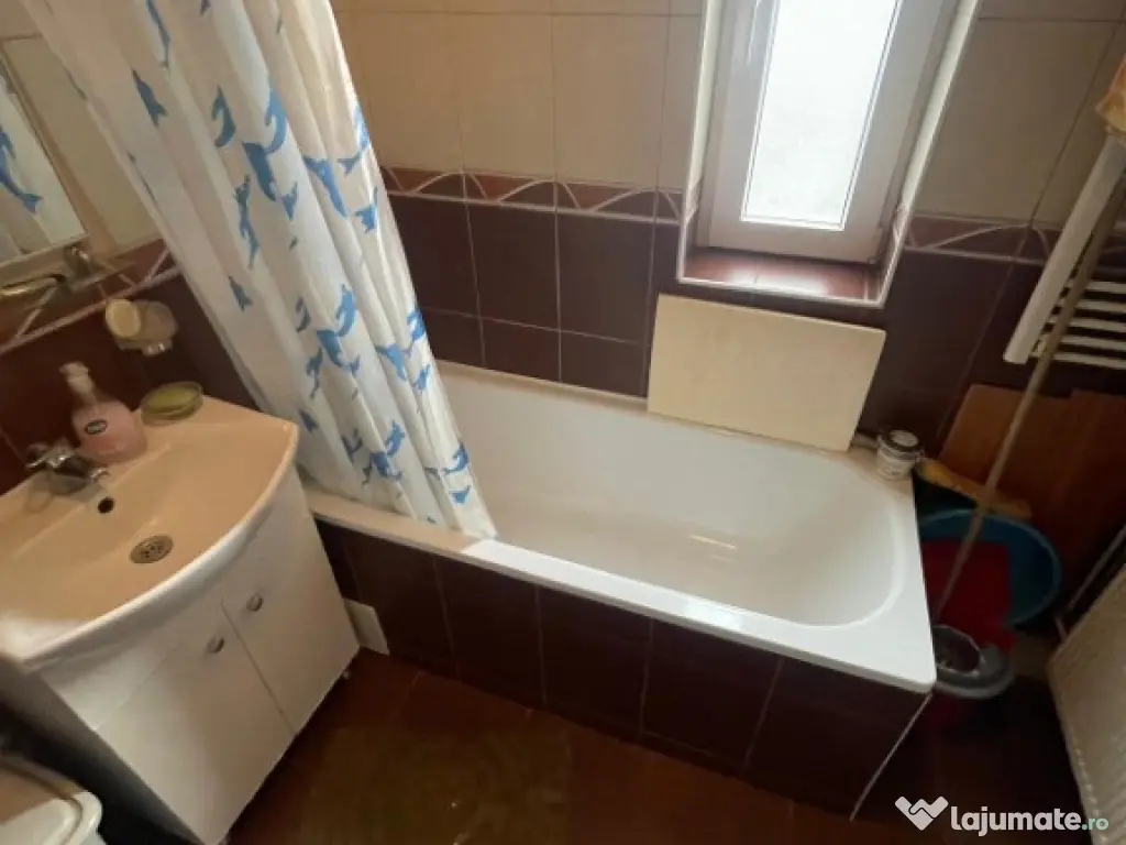 Casa cu 4 camere | zona 13 Septembrie x Bd Tudor Vladimirescu 