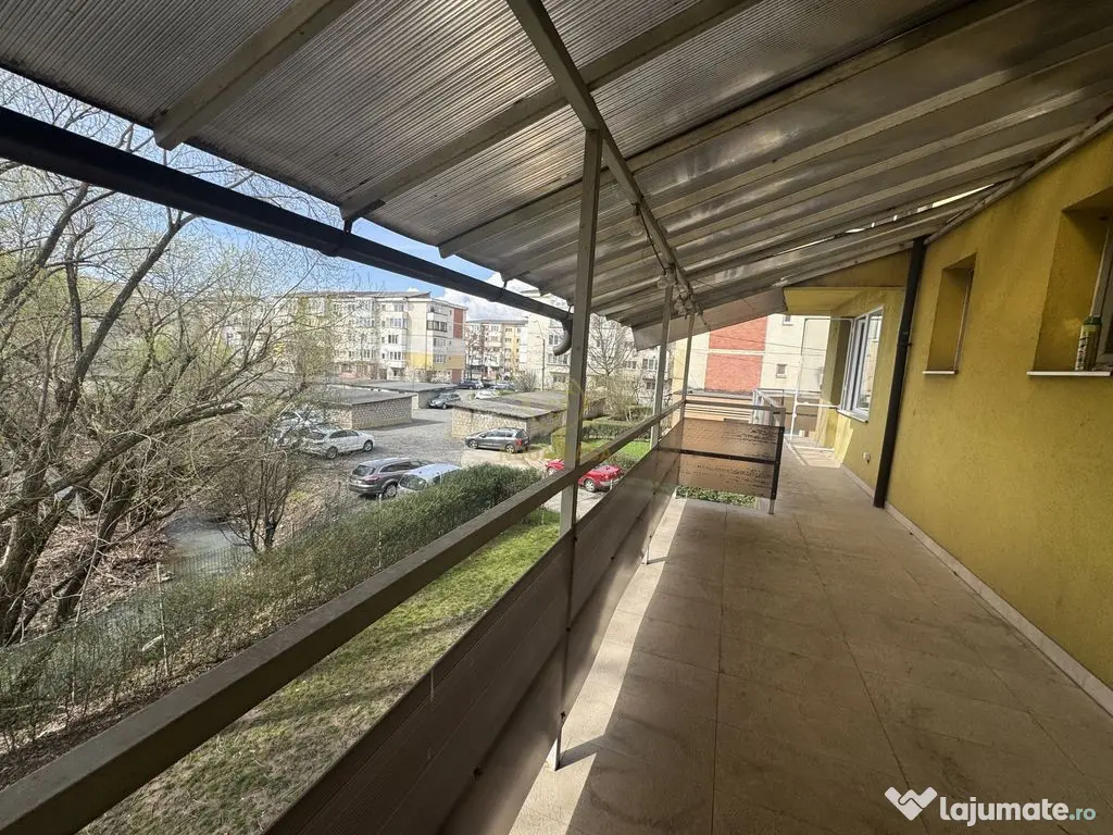 De vanzare Apartament Etajul 1 /Bloc Nou 118MP 