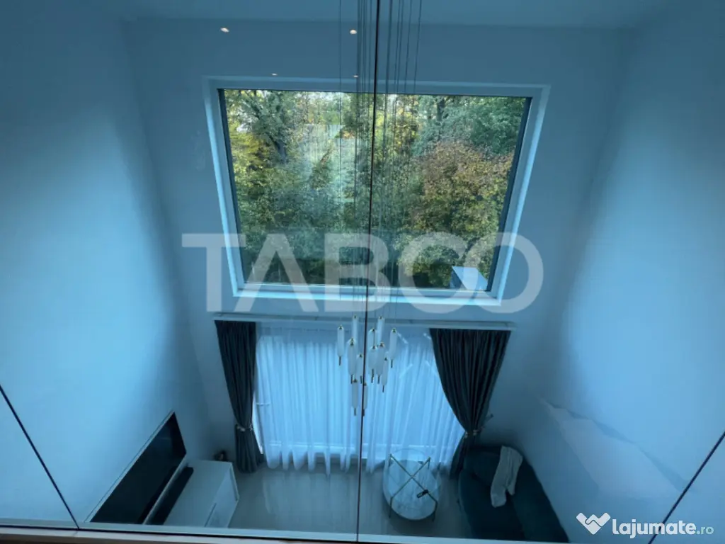 Vila exclusivista de vanzare pe Calea Dumbravii din Sibiu 