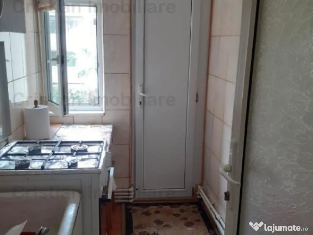 Etaj 1, Ap. 3 camere MOBILAT SI UTILAT, Viziru 1