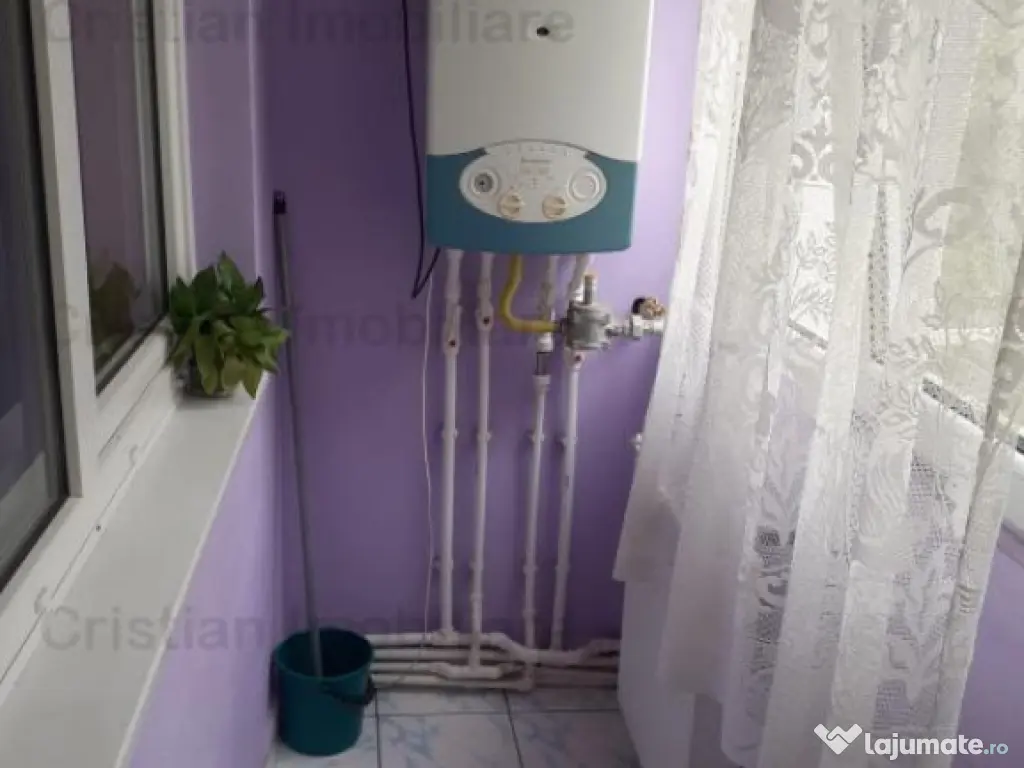 Etaj 1, Ap. 3 camere MOBILAT SI UTILAT, Viziru 1