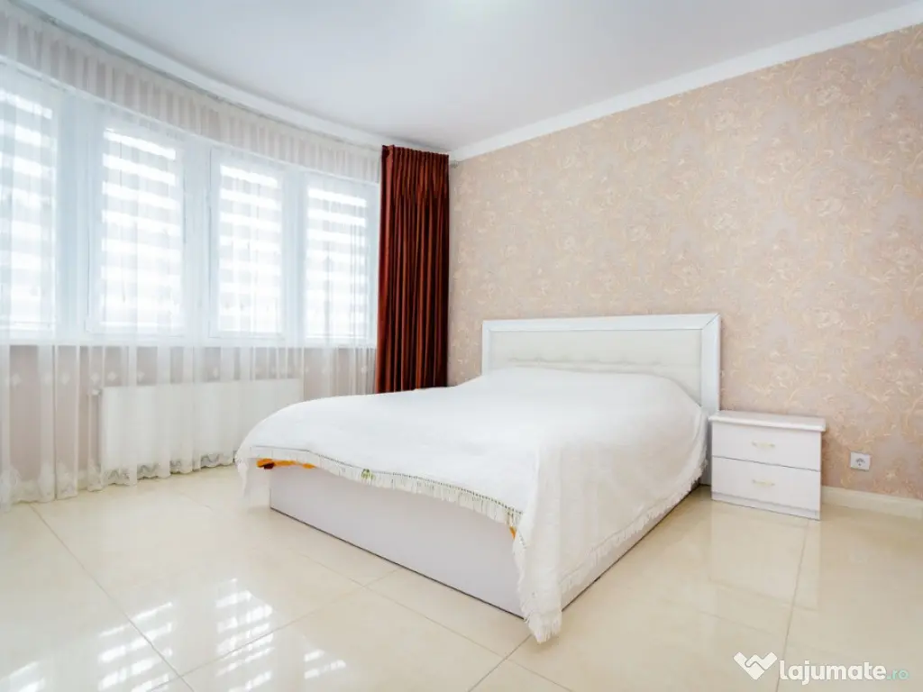 De inchiriat 2 camere in zona Tractorul