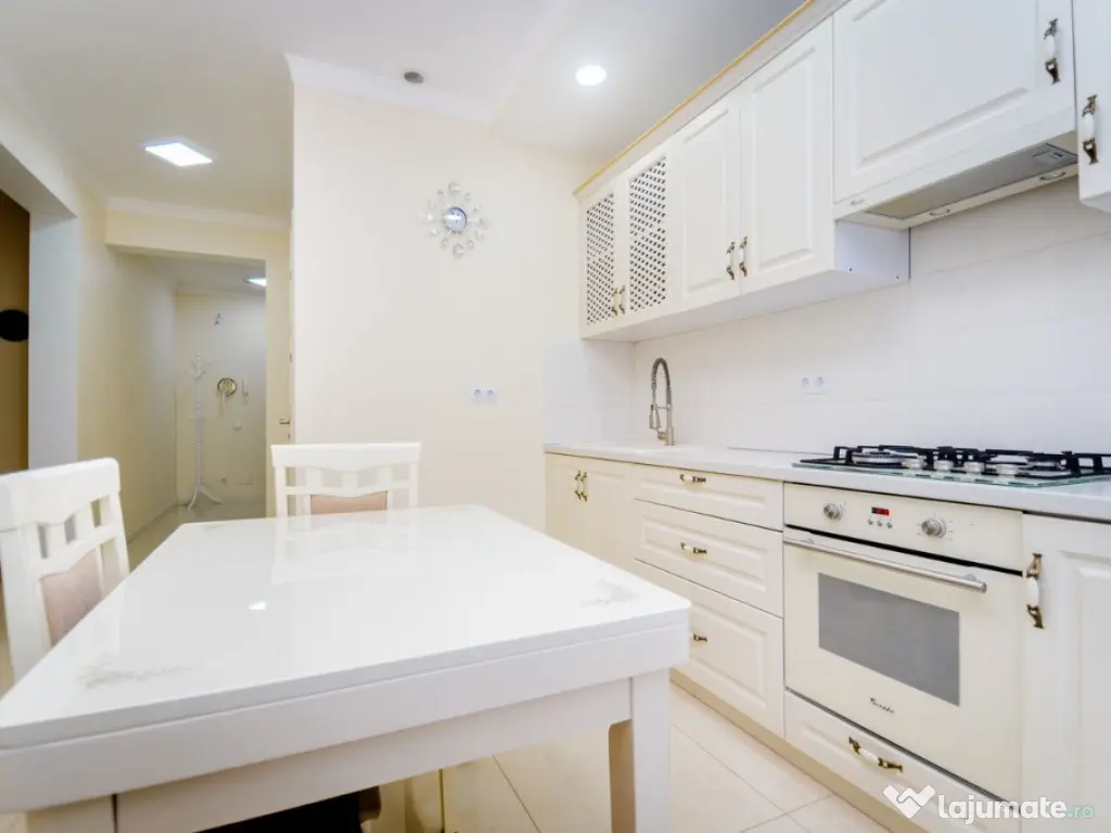 De inchiriat 2 camere in zona Tractorul