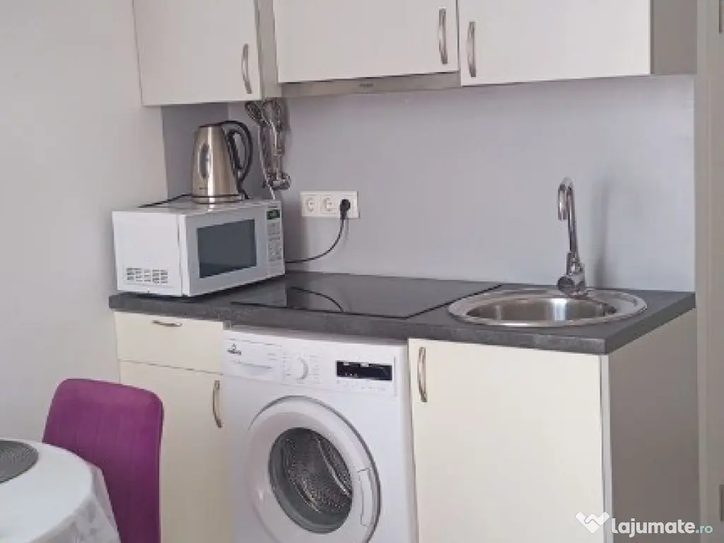 Garsoniera in zona Tractorul 