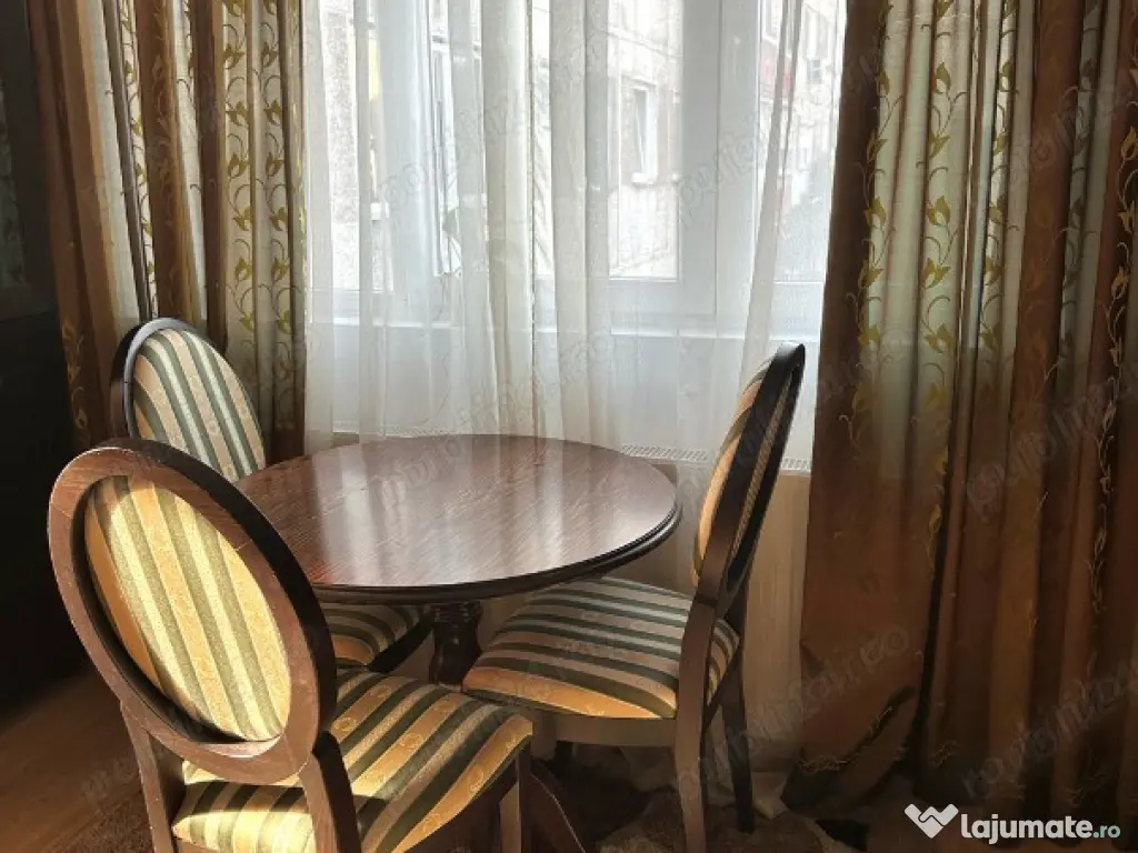 Apartament de vanzare cu 2 camere zona Vlahuta 