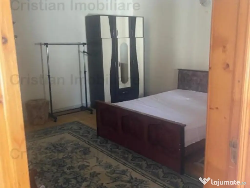 ULTRACENTRALA Casa 3 camere, toate utilitatile, teren 200 mp 