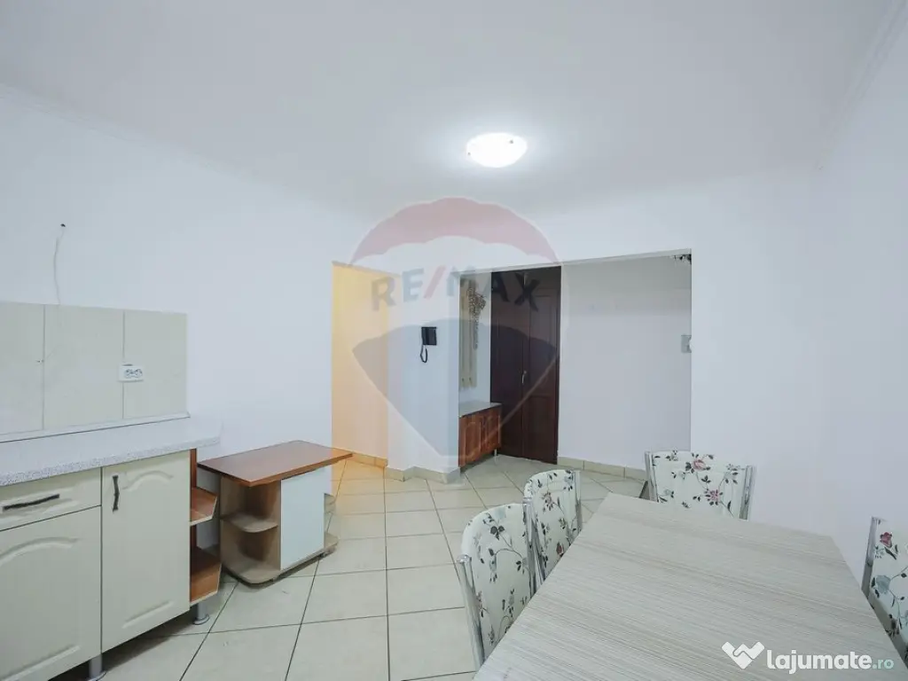Apartament cu 2 camere de vânzare în zona Rogerius 