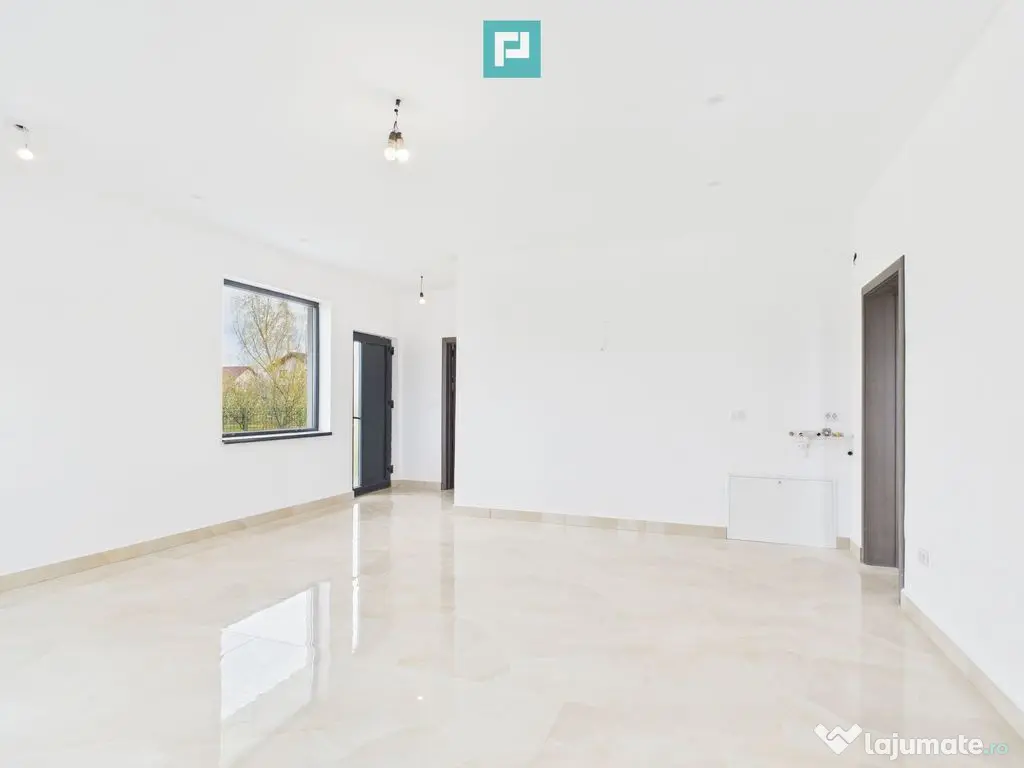 Casă Individuală cu 2 Apartamente în Giarmata Vii 