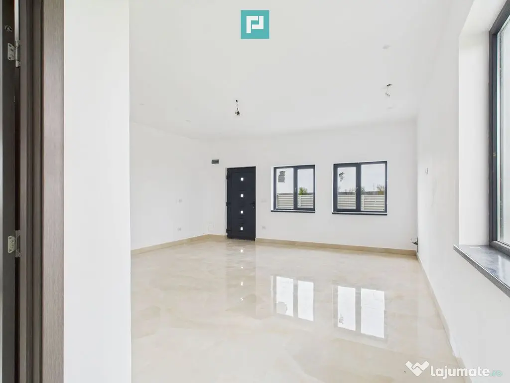 Casă Individuală cu 2 Apartamente în Giarmata Vii 