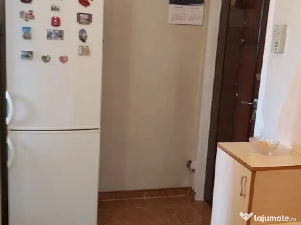 Apartament cu 2 camere,semidecomandat - zona Astra