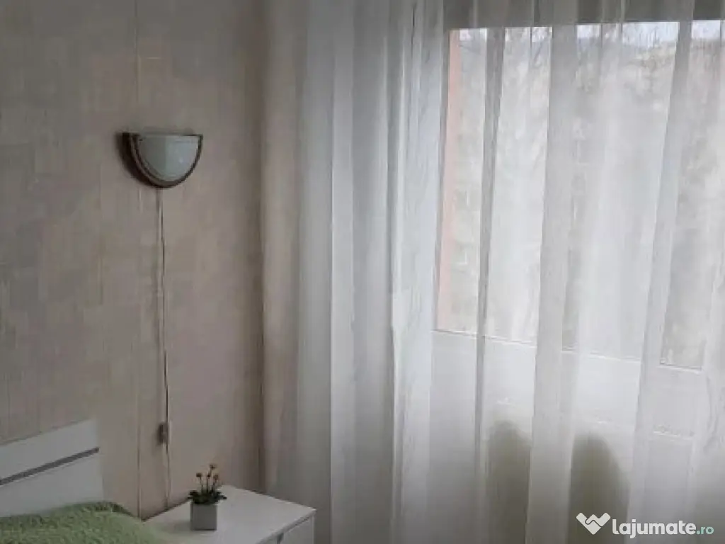Apartament cu 2 camere,semidecomandat - zona Astra