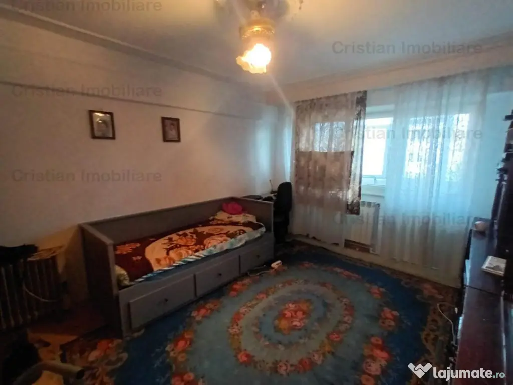 3 camere confort 1 Decomandat SPATIOS etaj 2 Piata Vidin 