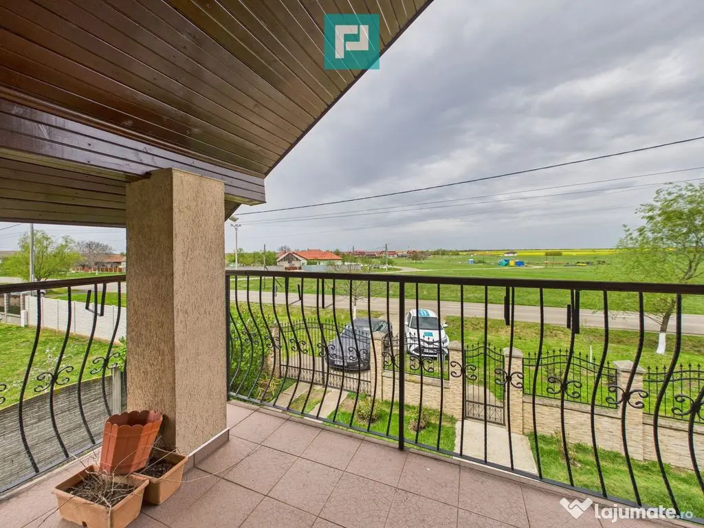 Vilă cu 6 camere și teren generos în Șagu 