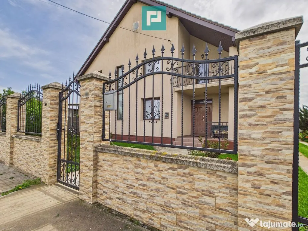 Vilă cu 6 camere și teren generos în Șagu 