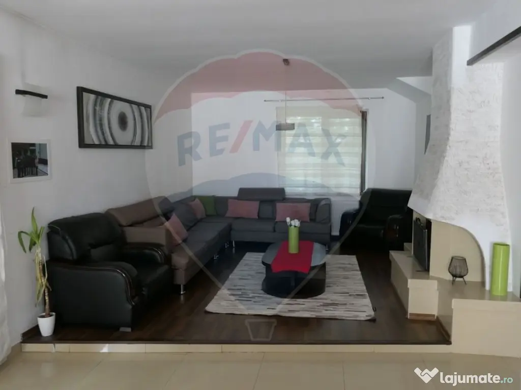 Vilă cu 10 camere de vânzare în zona Centrala 