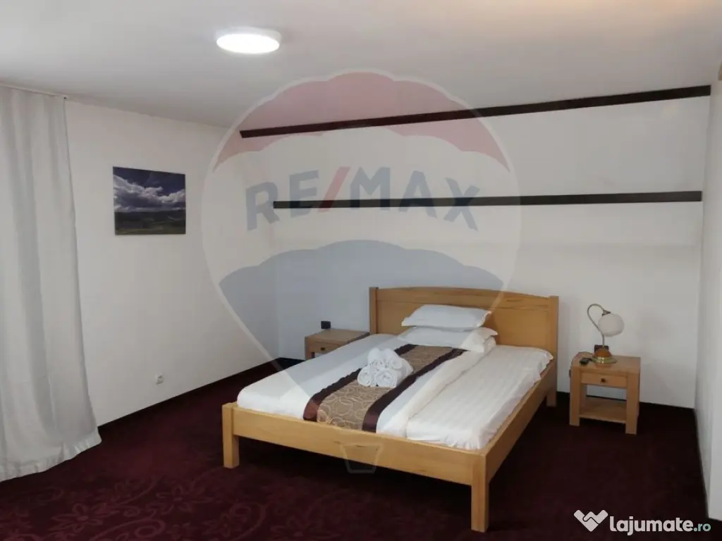 Vilă cu 10 camere de vânzare în zona Centrala 