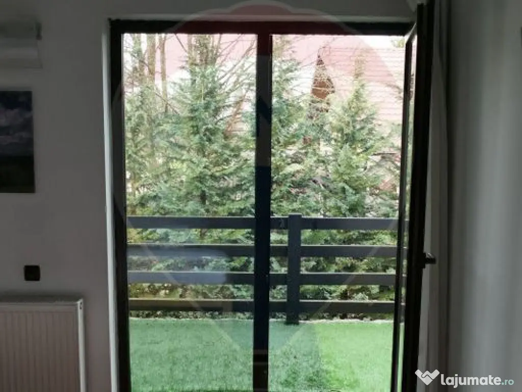 Vilă cu 10 camere de vânzare în zona Centrala 