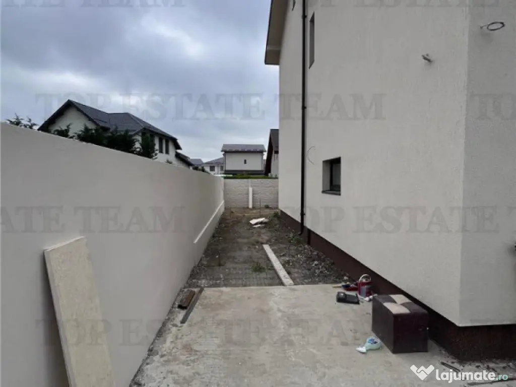 Vila pe stil modern, individuala cu 4 camere , 3 bai , Livin 