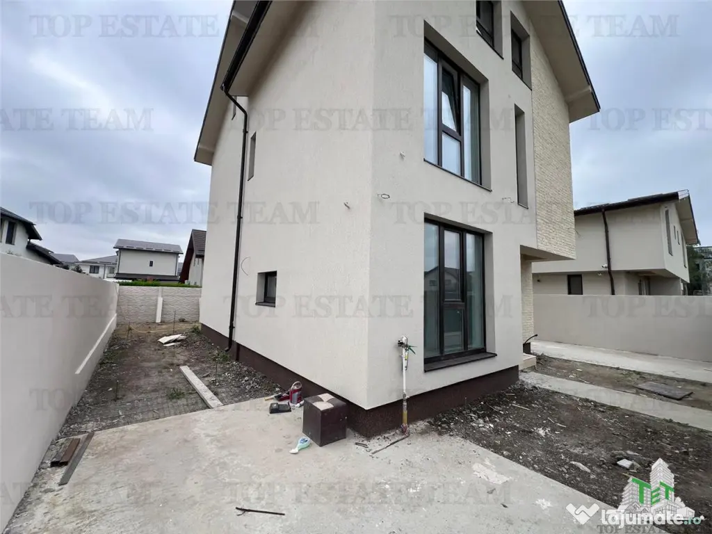 Vila pe stil modern, individuala cu 4 camere , 3 bai , Livin 