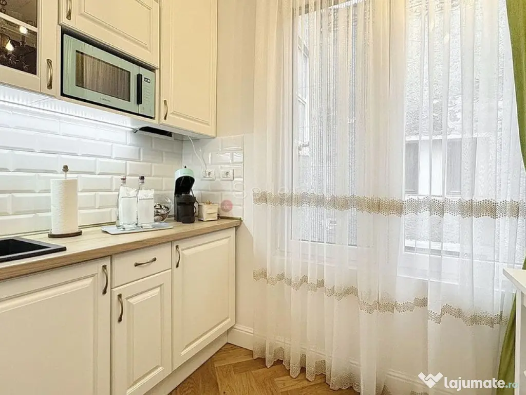 Zona Ultracentrala, apartament ultrafinisat