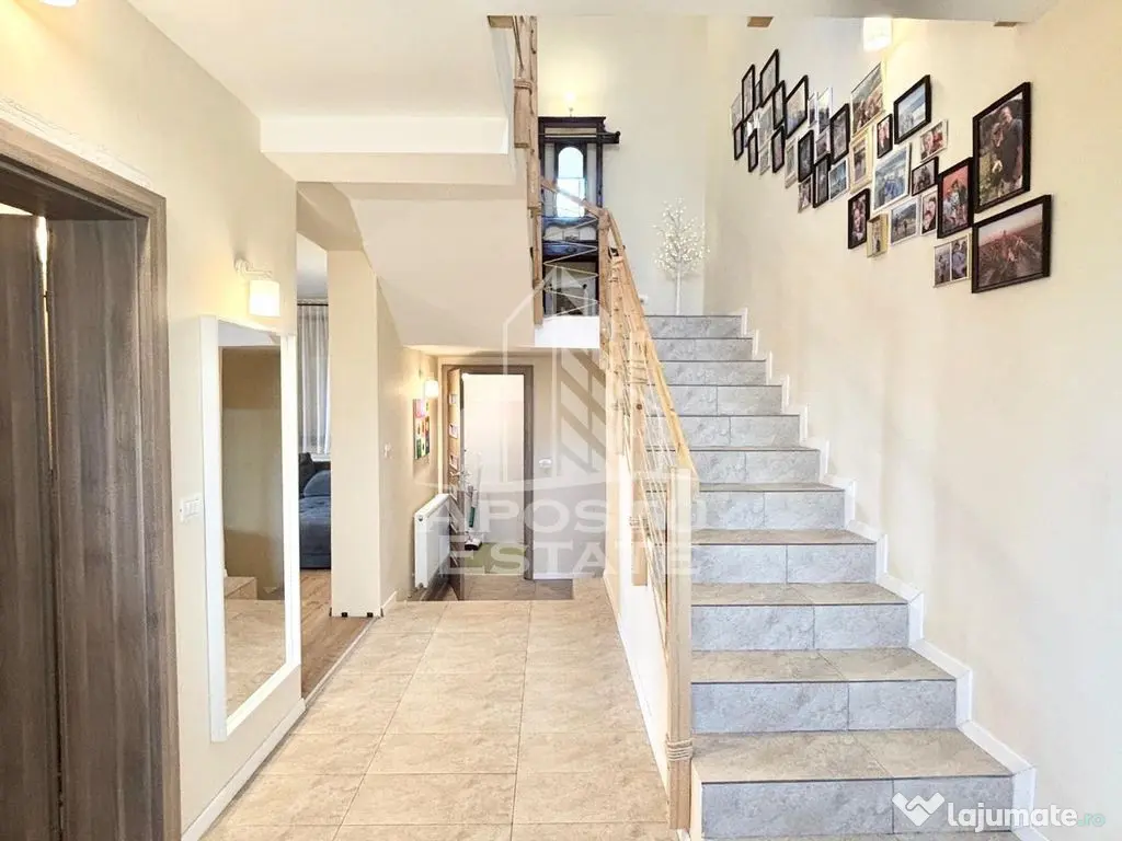 Casa individuala cu 5 camere pe 3 nivele, in Sanandrei