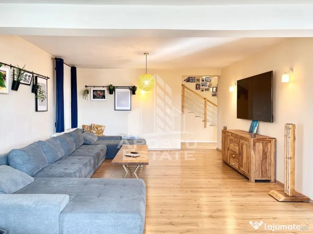 Casa individuala cu 5 camere pe 3 nivele, in Sanandrei