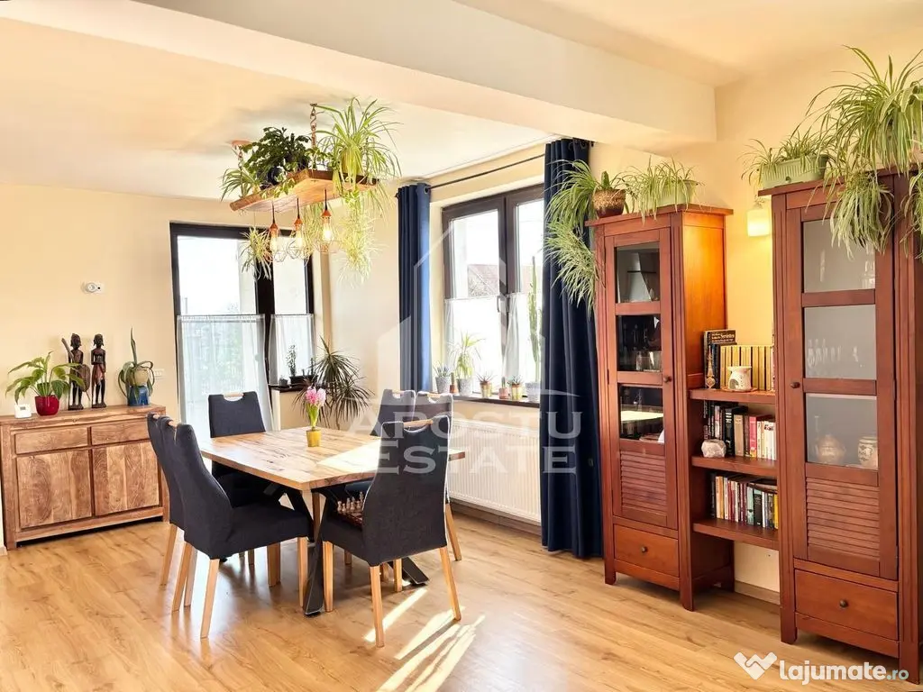 Casa individuala cu 5 camere pe 3 nivele, in Sanandrei