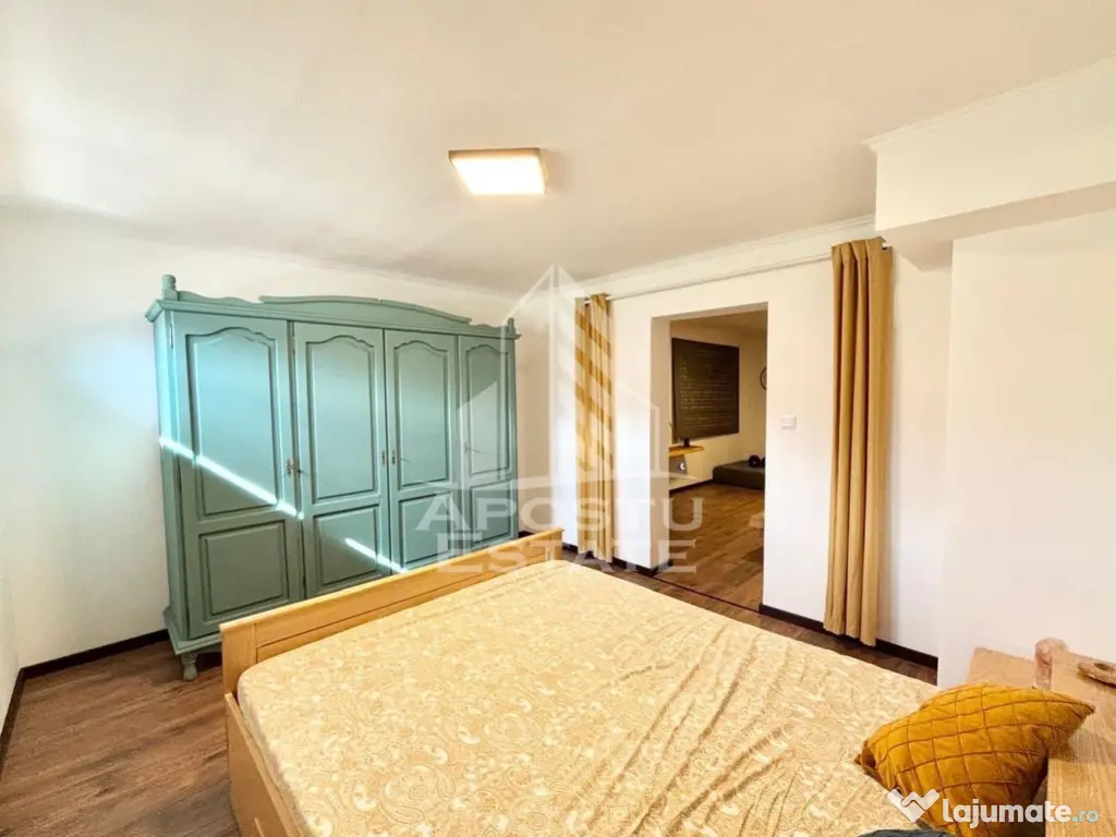 Casa individuala cu 5 camere pe 3 nivele, in Sanandrei