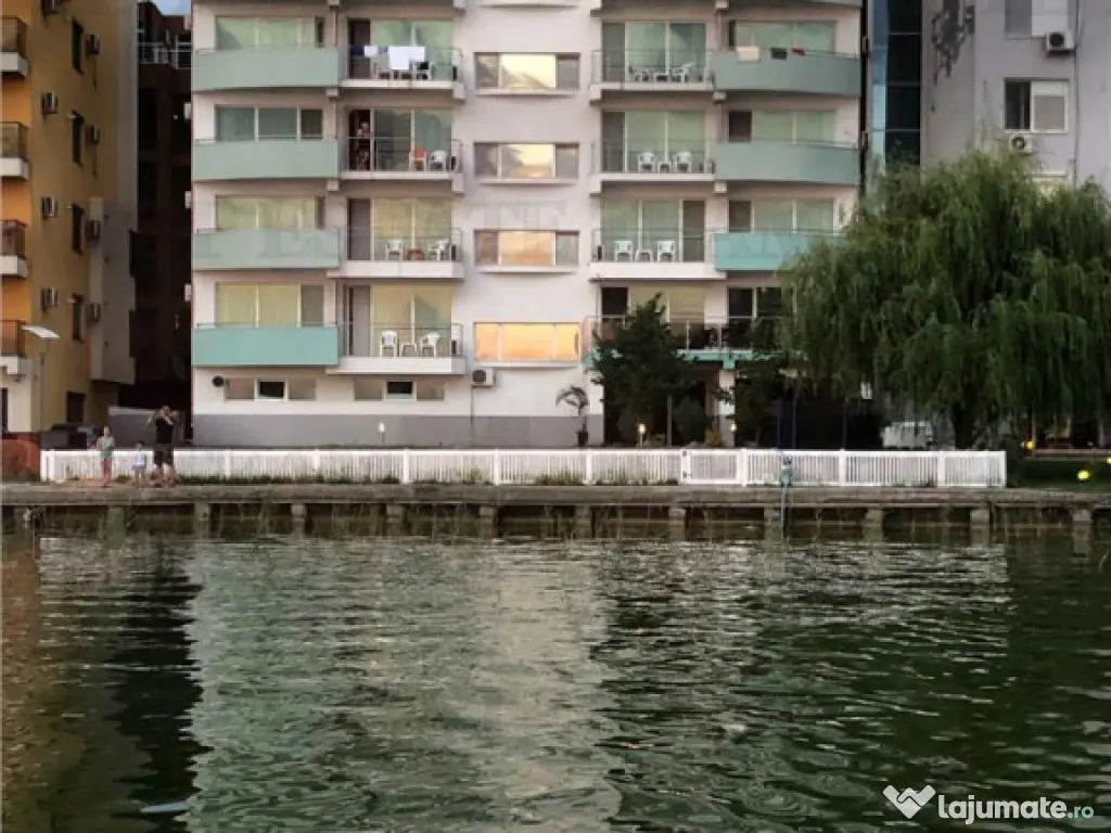 Hotel si restaurant functional pe malul lacului Siutghiol, M 